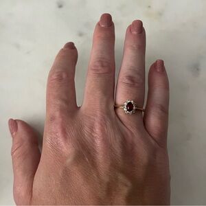 💕 14k yellow gold oval ruby and diamond dainty flower pattern ring